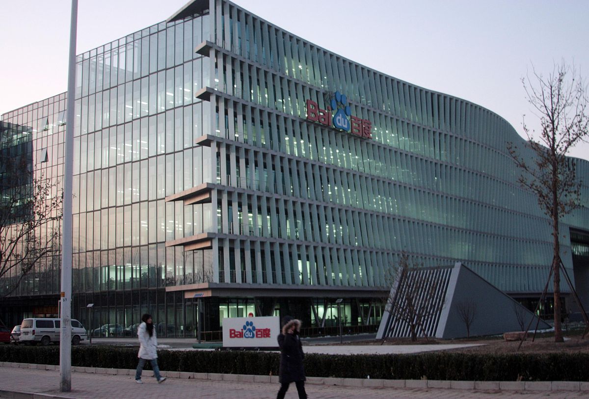 优化如下代码三个搜索框在上线三行中显示nnbodyn----h3搜索h3n----form-action=search-method=post-class=search_box-style=margin-0-auto;display-flex;justify-content-center;n--------div-style=margin-bottom-8px;-padding-left5px;n------------input-type=text-name=number-class=sear