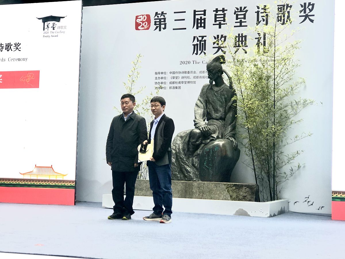 作一首关于春天的美妙的诗歌