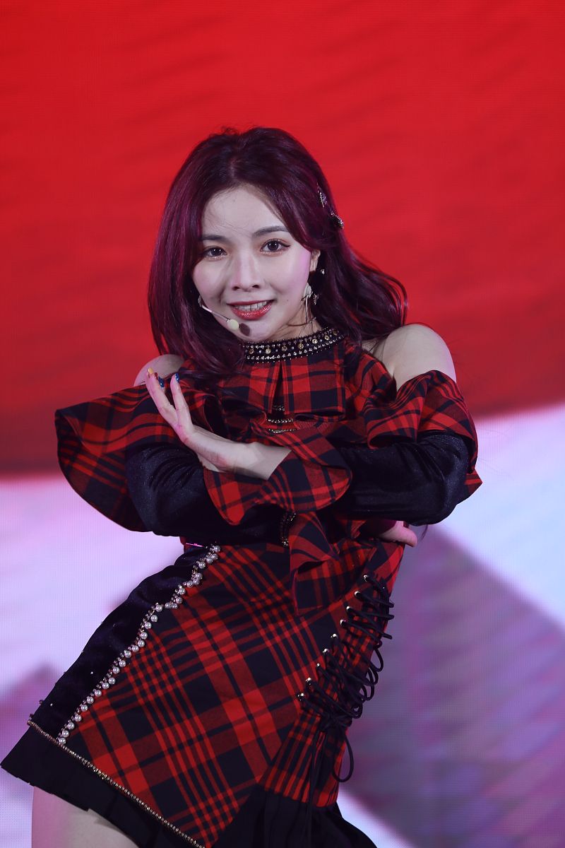 2020年12月24日,上海,明星现身ms上汽r汽车迎新演唱会 .snh48