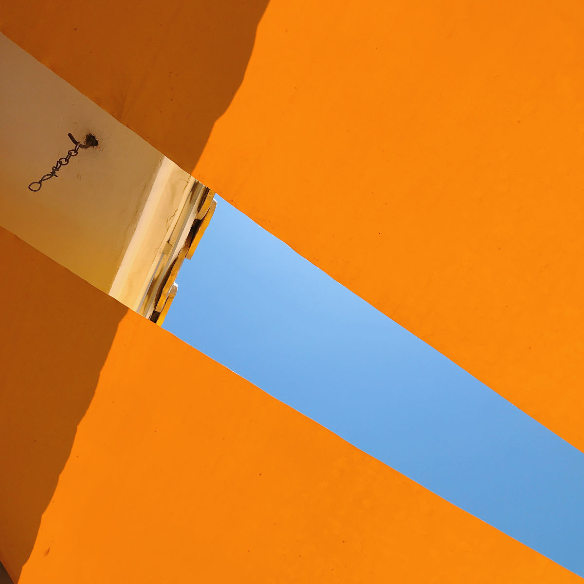 暖色调搭配方案（25 分） - 多选题