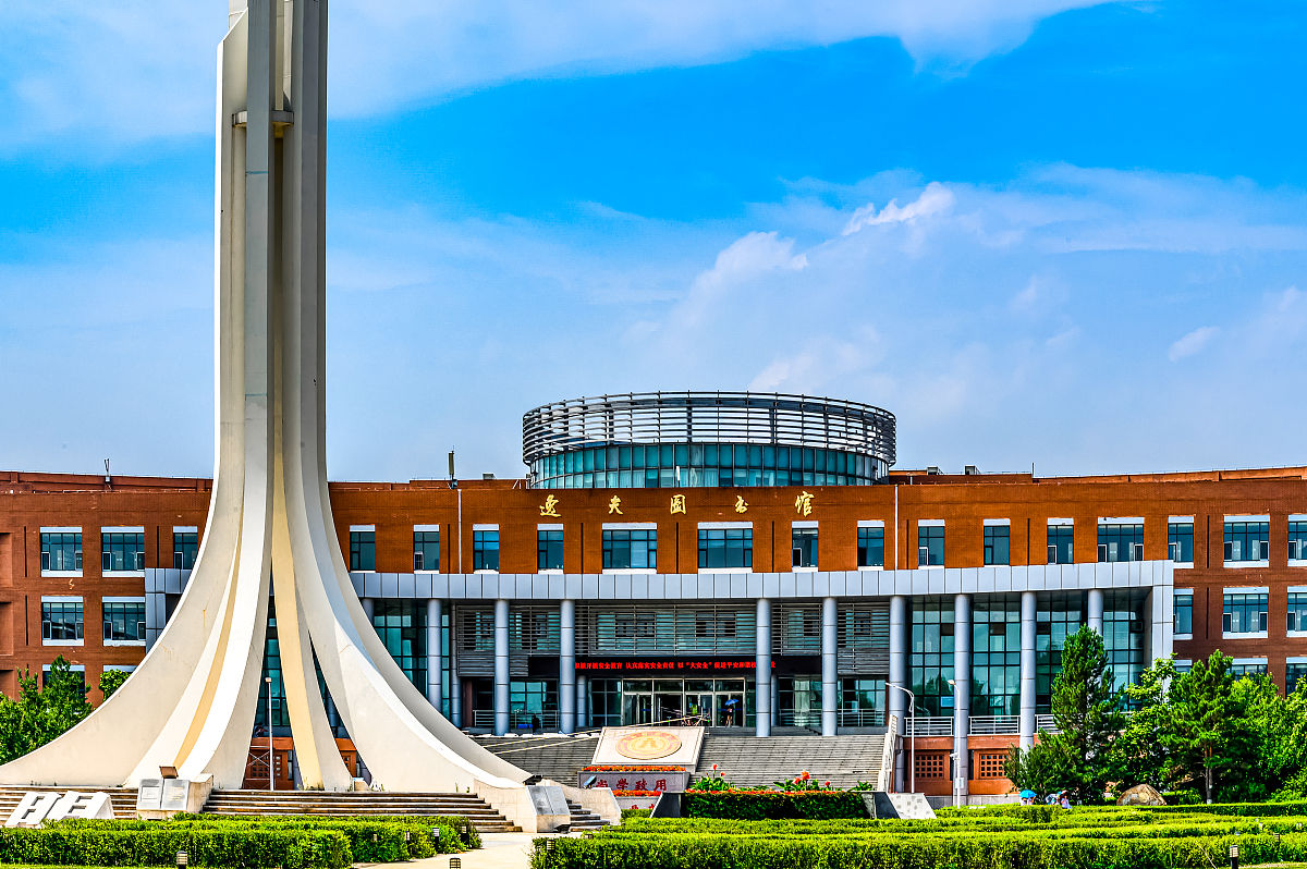 邛崃职业教育中心2019年招生简章：培养实用型人才的摇篮