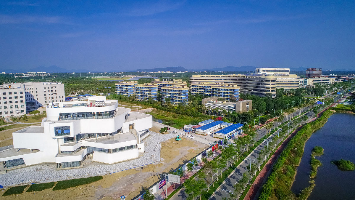 成都温江3+2技术学院：培养科技创新人才的摇篮