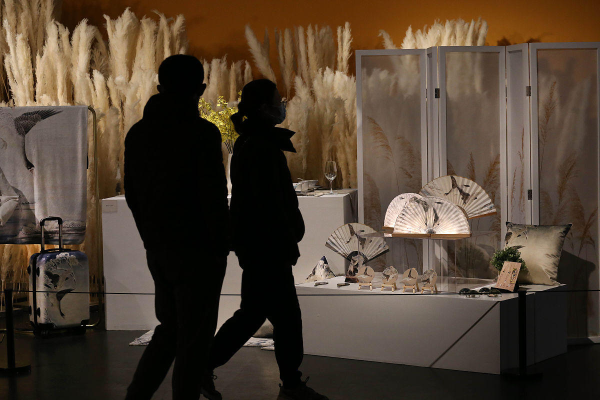 我最喜欢的设计师闫涛 2000字