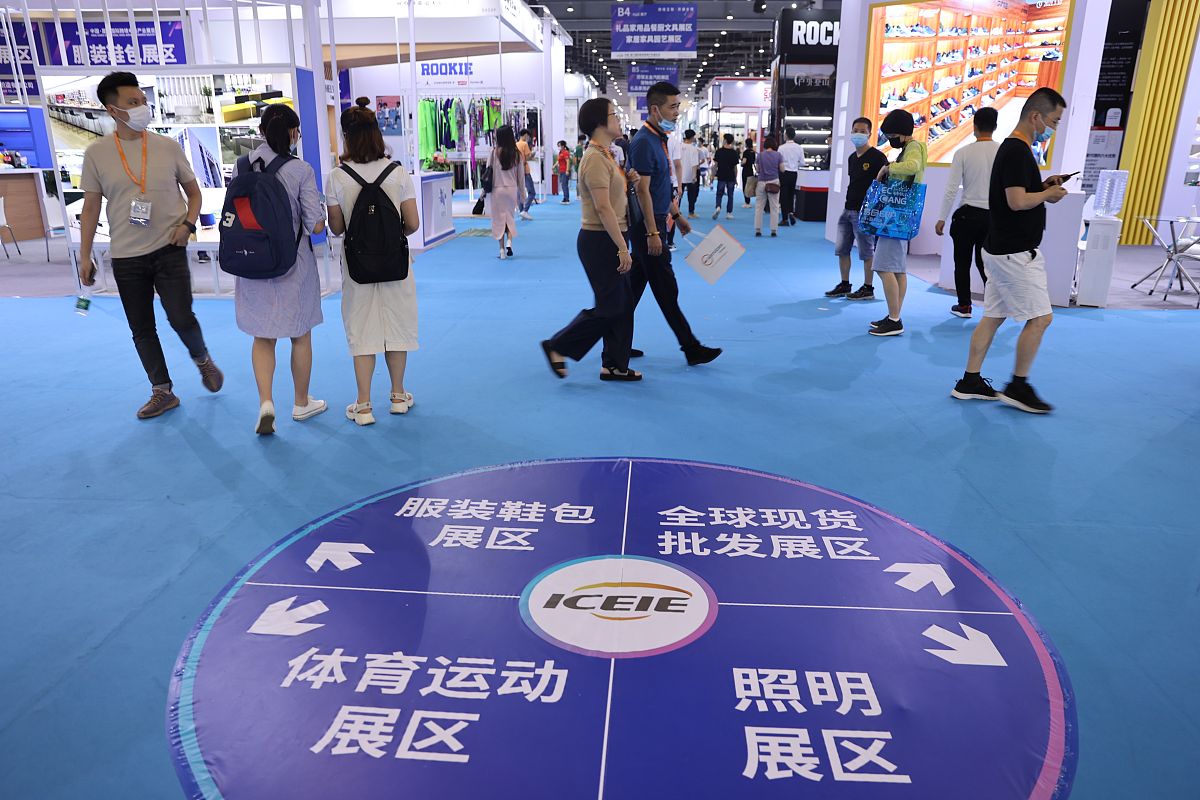 成都电子商务专业大专院校推荐 | 2021年热门高校盘点