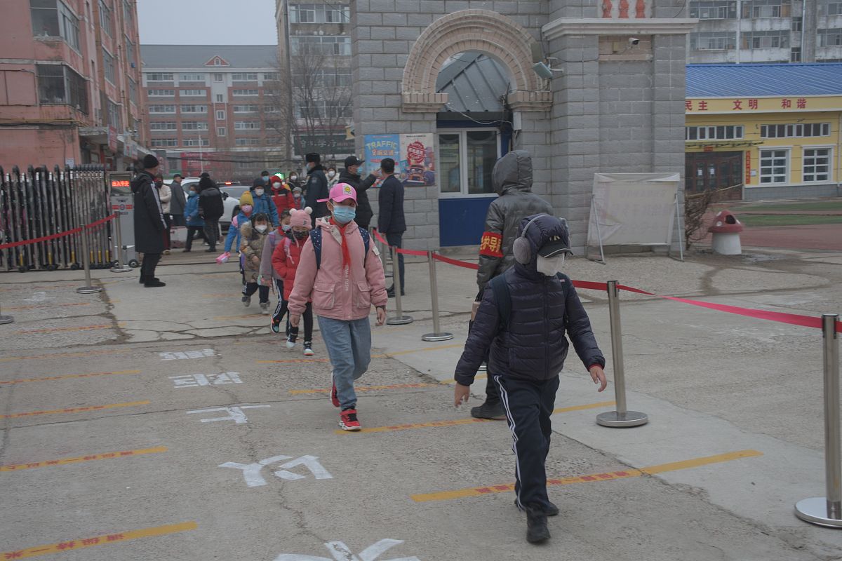 小学生开学日期：时间、准备、感受和目标