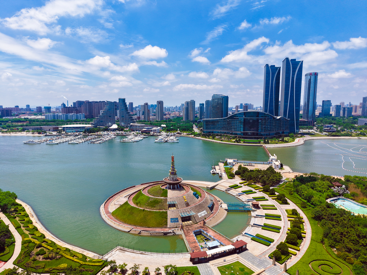 山东省市: 齐鲁文化、海滨风光与未来发展