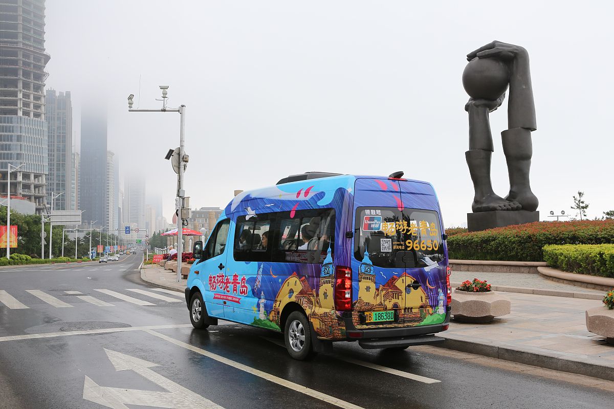 乘坐观光车能节省路上的时间