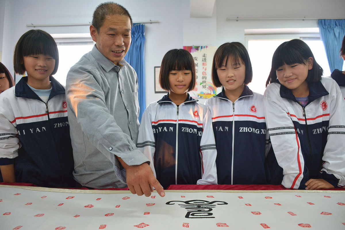 重温历史，了解过去：探寻文化根源，启迪未来发展