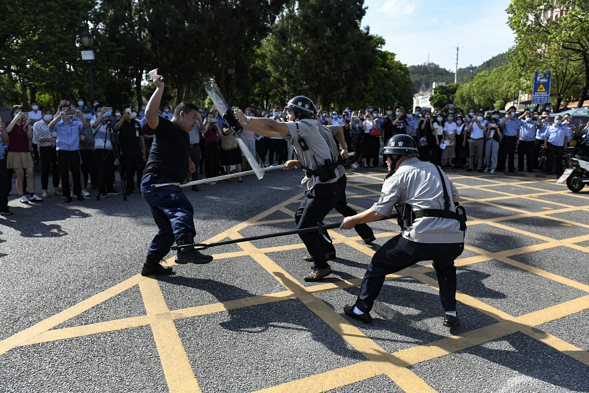 长安汽车技工学校美容美发与形象设计专业：招生对象、课程设置及培养目标
