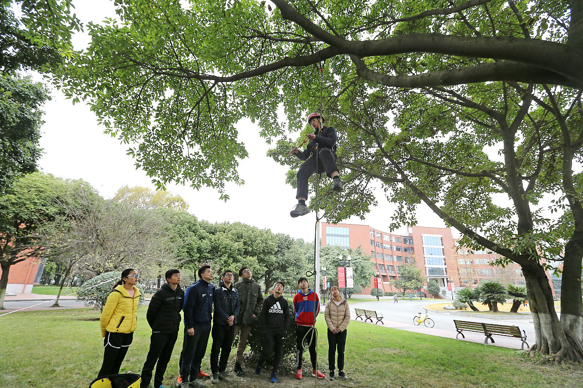 石家庄理工职业学院护理专业课程设置 - 全面培养护理人才