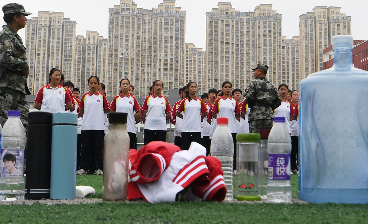 2018成都市第十八中学录取分数_外地招生