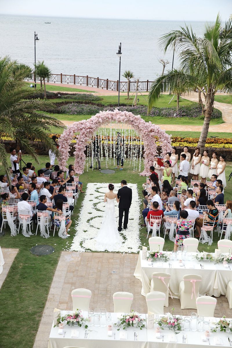 中国最火婚庆服务App推荐：一亩田、汉卓婚庆、婚纱摄影网、丽人丽妆