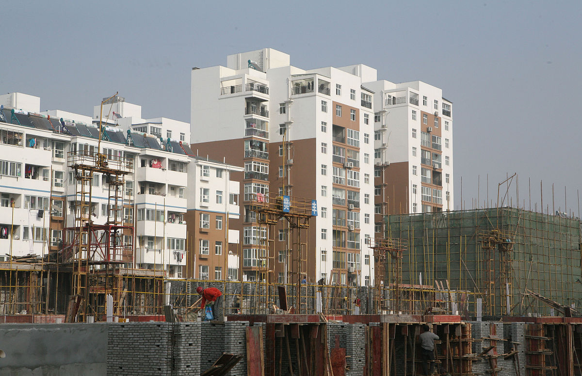 阐述：保障性住房项目建设管理500字