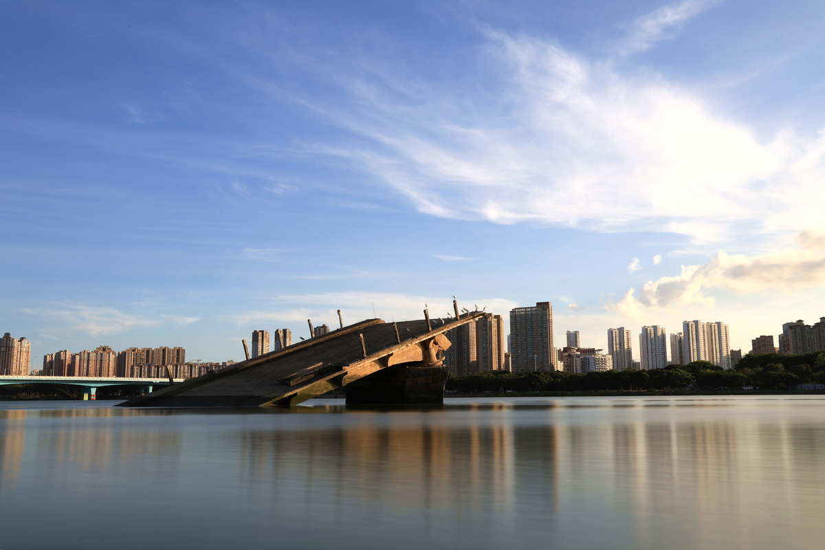 学习中文的秘诀：李华给美国朋友Tom的建议