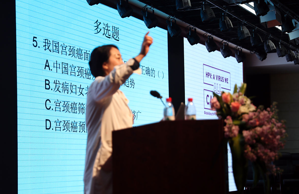 内容：法念FANEN的新品发布会要在微信社群里面搞一场抽奖活动。字数：30字。风格：语言风格活泼