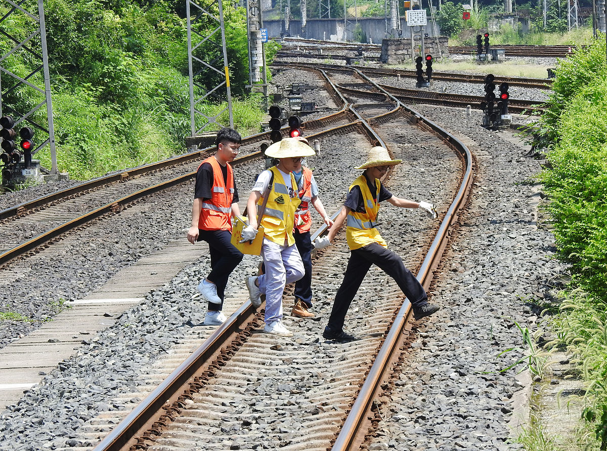 大多数人选择成都铁路学校的原因