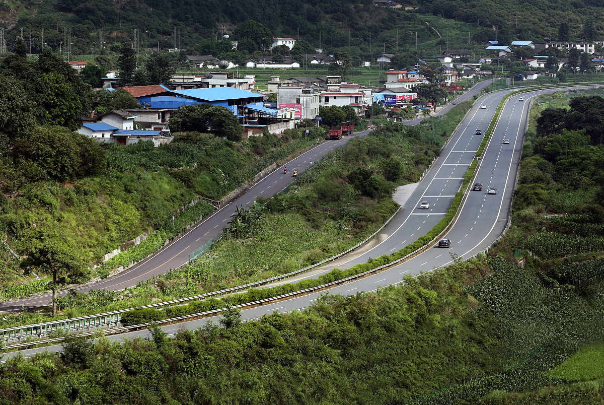 国道318名山区黑竹至雨城区多营段改建工程第一标段道路翻新施工组织设计