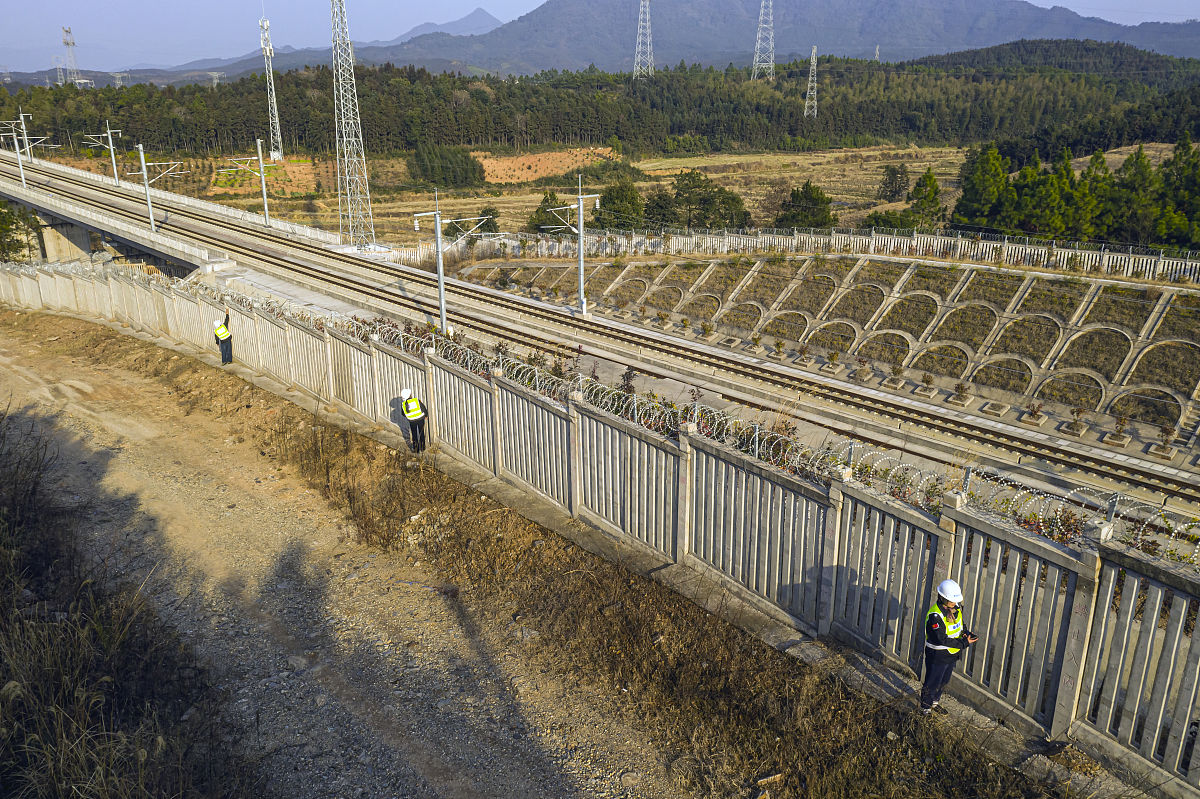 贵阳高铁学校2021招生要求：学历、考试、职业素养等