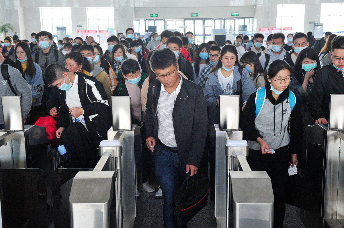 高考落榜怎么办？高铁学校为你提供新选择！