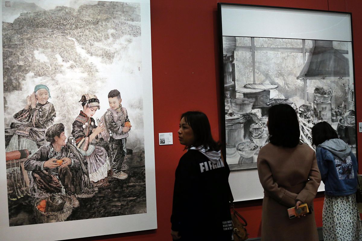 根据以下内容写出一条30字的短视频标题：中国画是否已走到了尽头？国画的未来出路在哪里？