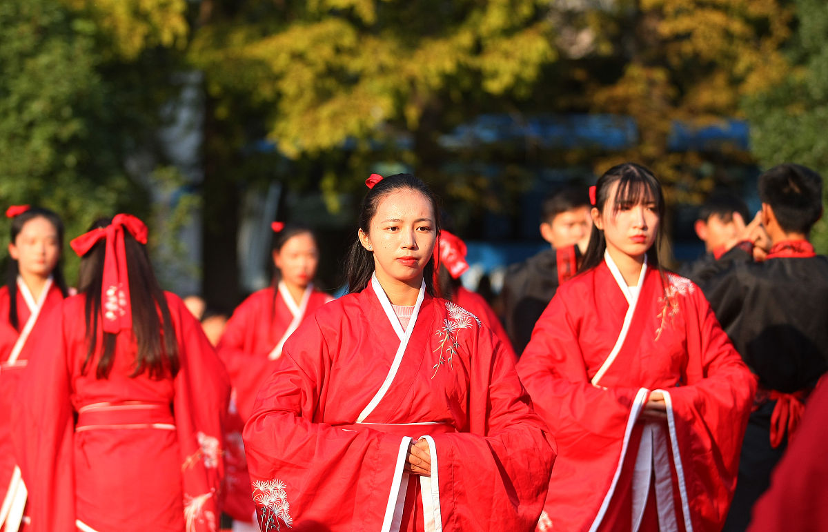 贵阳幼儿师范高等专科学校音乐教育专业课程设置：音乐理论、声乐、器乐、幼儿音乐教育等