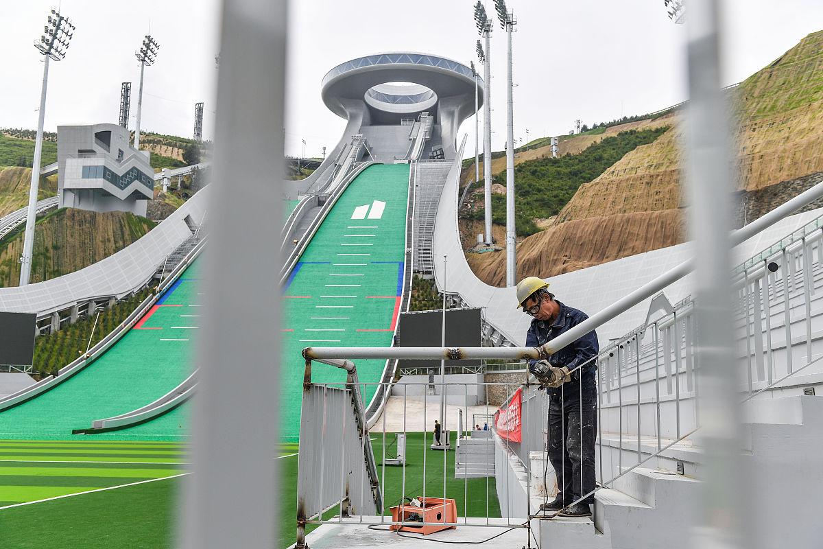 张家口经贸学校2022年招生简章