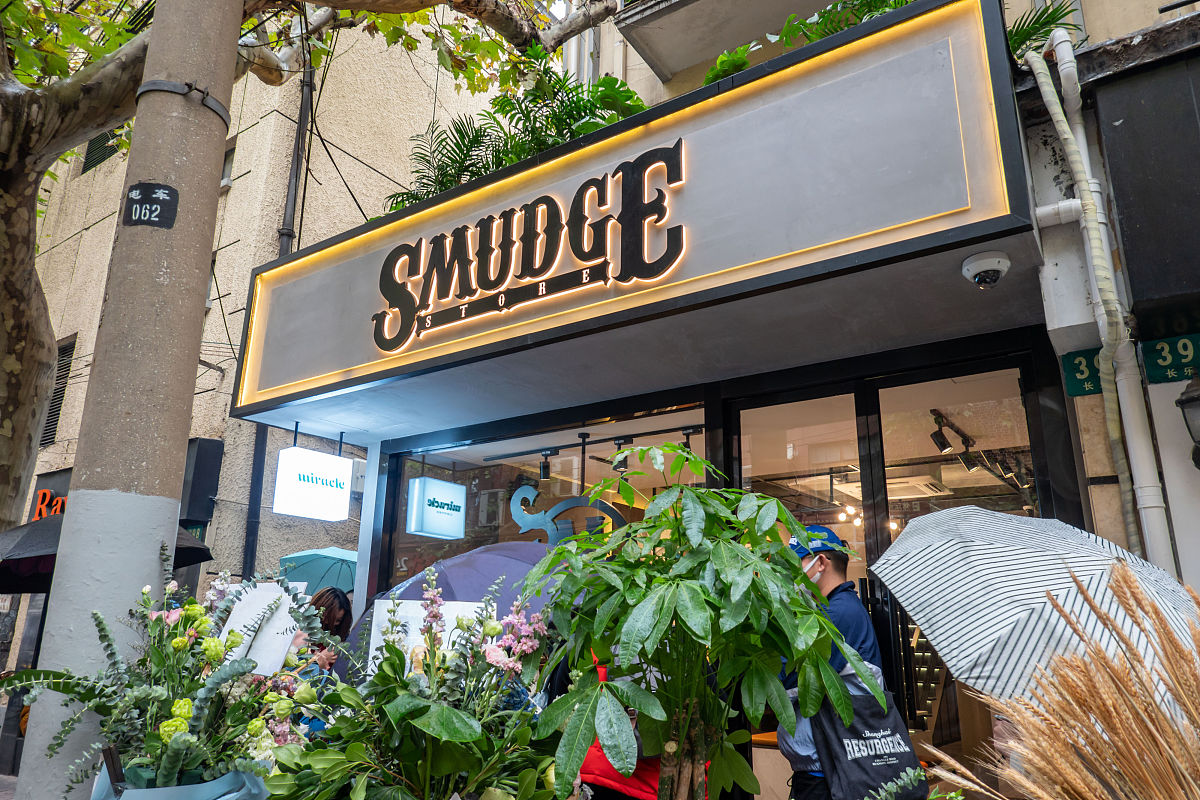 底层商铺开咖啡店：租赁攻略与步骤