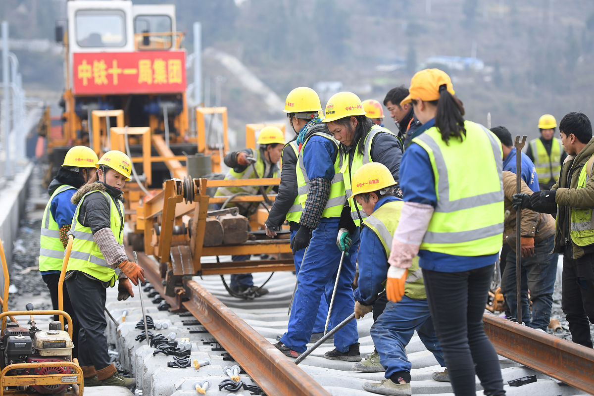 关于贵州清镇输变电工程专业承包二级资质新办及转让内容详细一点字数