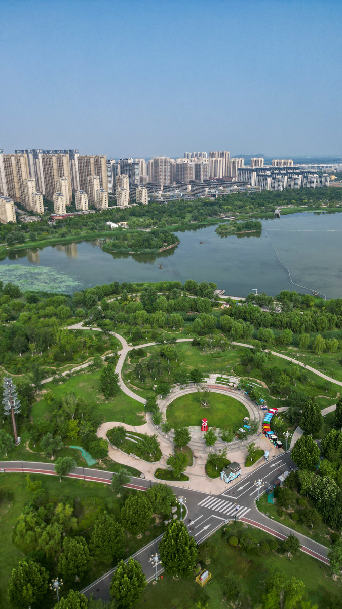 赏析济南市建成区绿地景观2000字