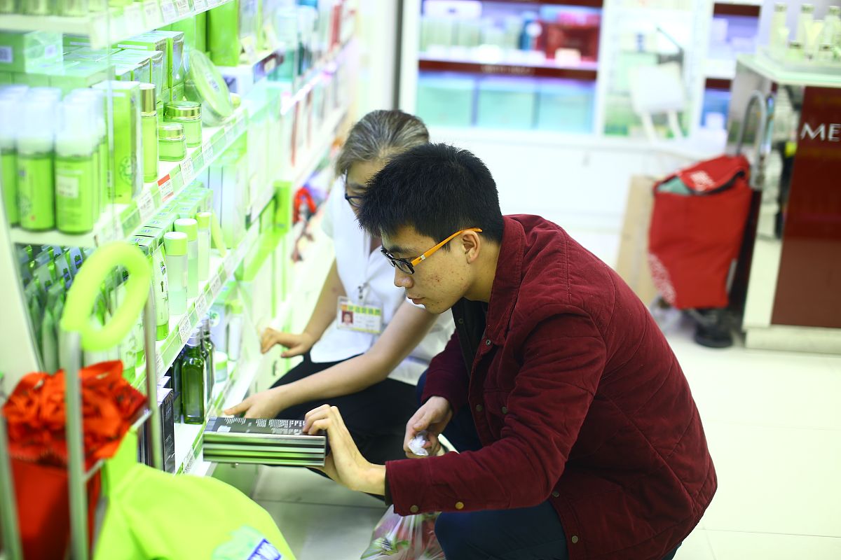 成都铁路工程学校就业情况怎么样？毕业生就业率高，薪资也高！