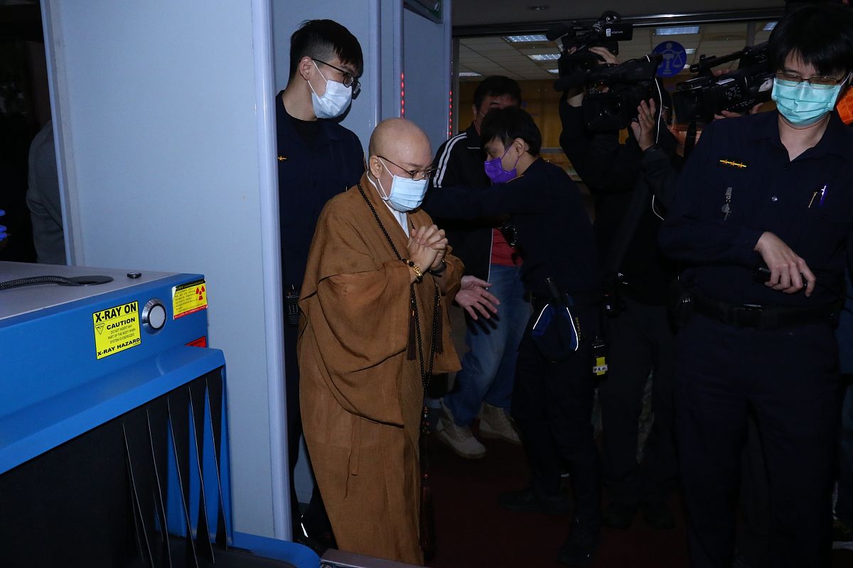 费玉清去世谣言？姐姐恒述法师怒斥造谣者