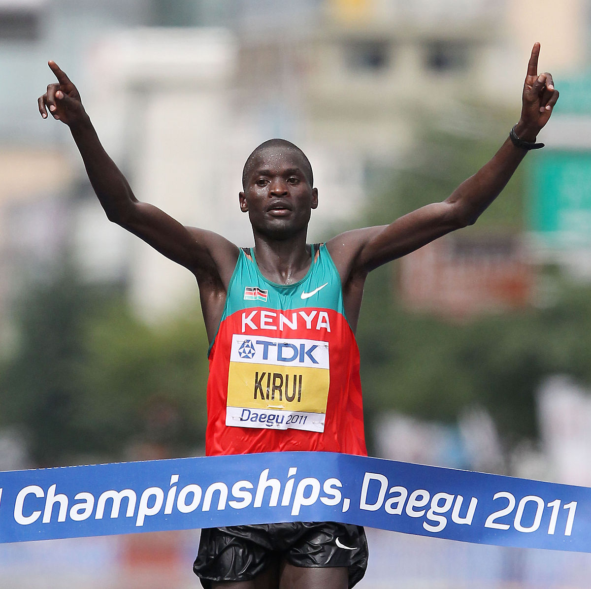 200米世界纪录：男子19.19秒，女子21.34秒