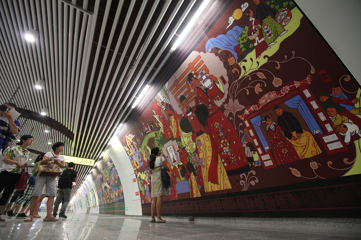 2011年7月,探访重庆地铁一号线.  地铁一号线一期包括朝天门,小什字,