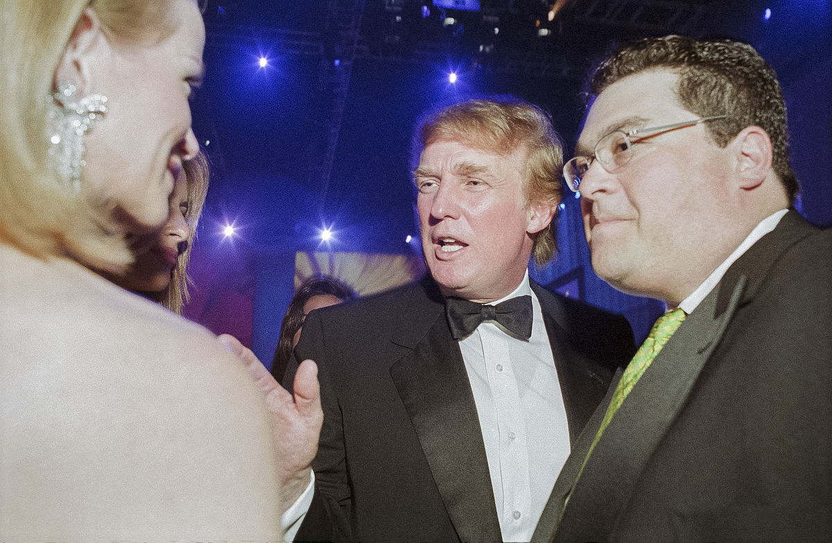 is trump taller than biden