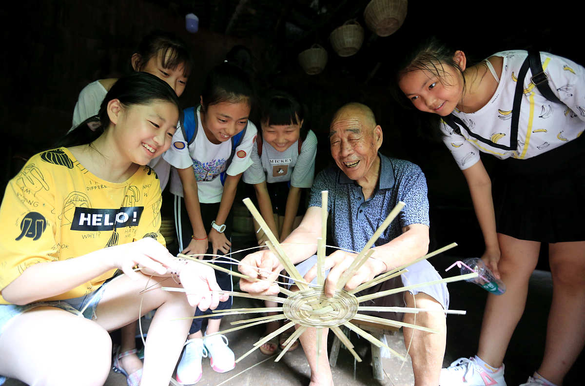 重庆市青山工业技工学校2021年招生专业有哪些