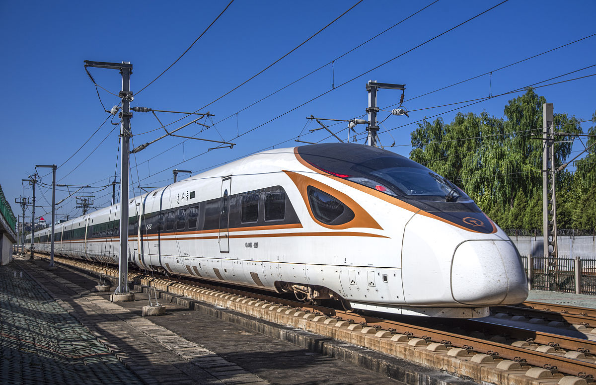 云南轨道交通学校：云南重点高铁学校，培养未来高铁建设人才