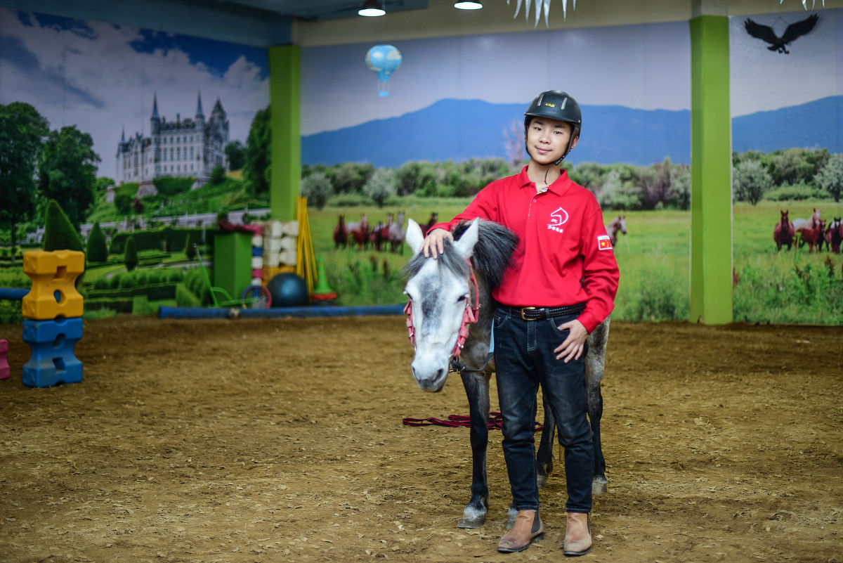 2019年4月15日,青岛."比起障碍赛,我还是喜欢跟伙伴们一块骑马,打马球