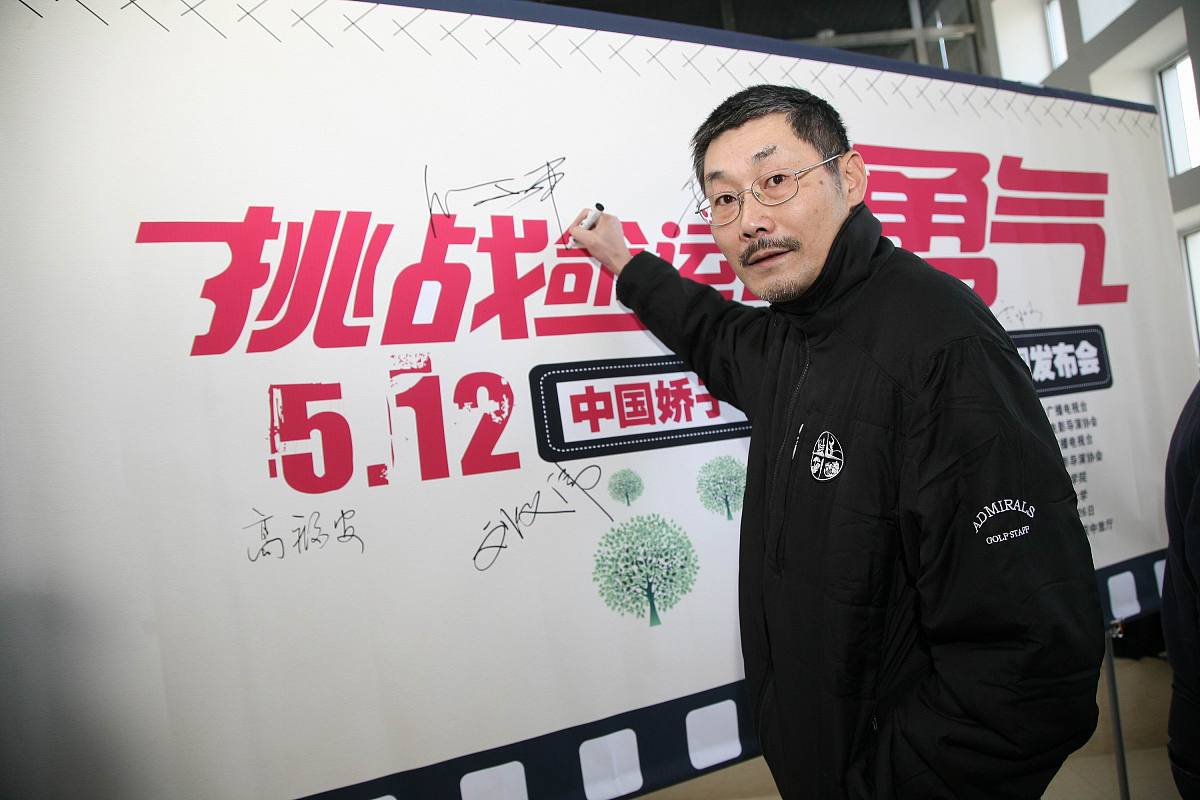 上面的小说中男女主经历了什么样的困难和挑战
