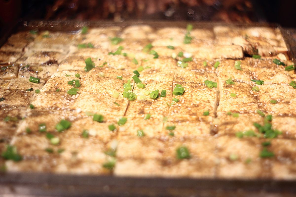 九龙豆腐品牌命名与LOGO设计：传承文化，美味升级