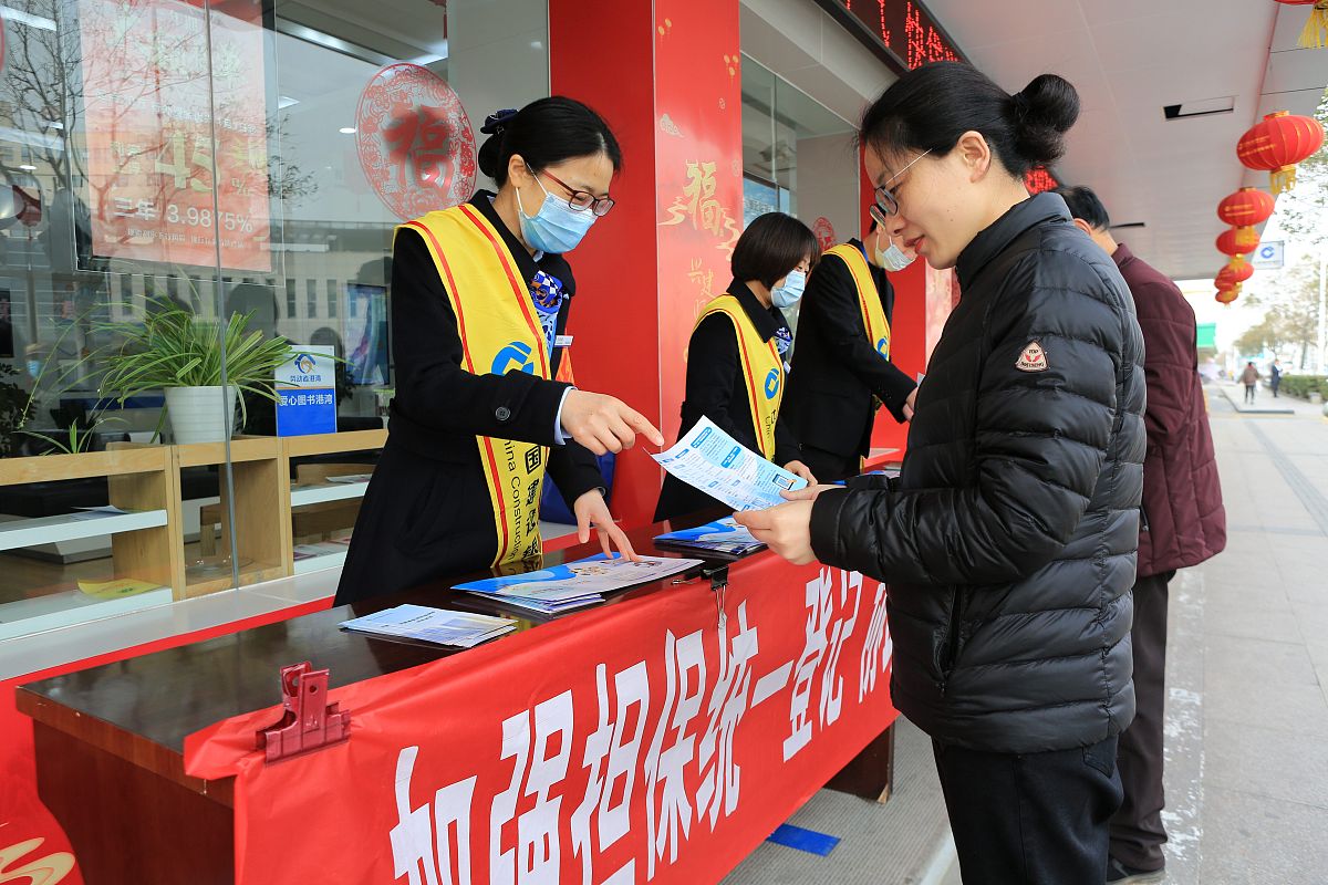 服装产品售后服务措施：退换货、维修、咨询、保修、维护