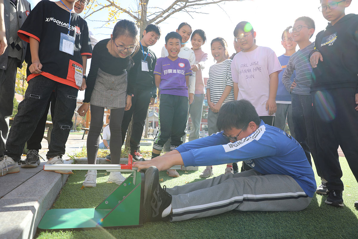 中学生测试体能的阶梯实验