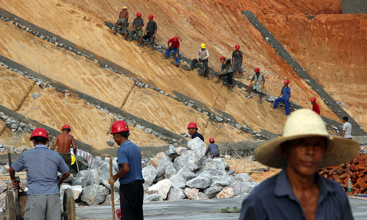 路基工程施工安全风险因素分析
