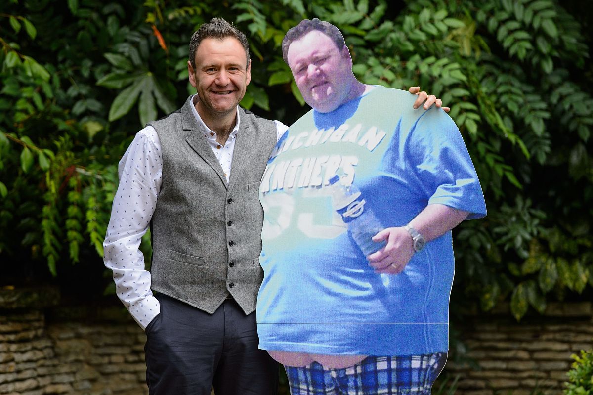 请以发愤图强造一个句子