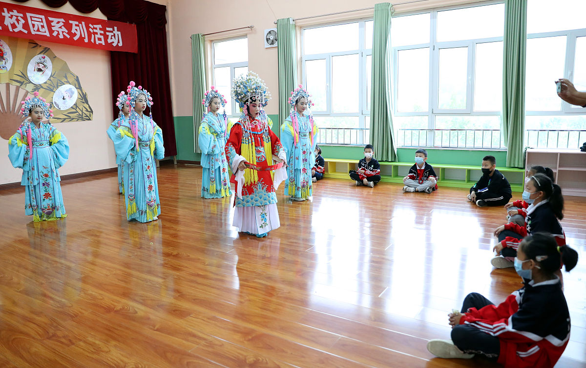 如何成为一名优秀的戏剧老师？