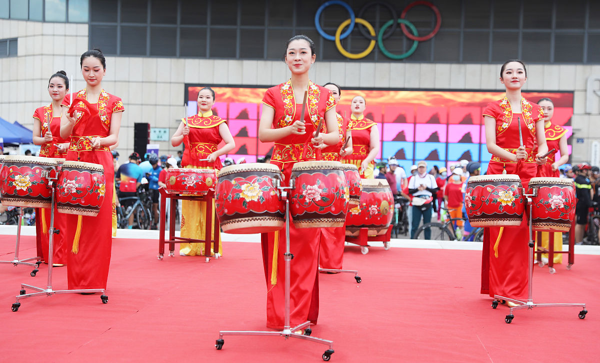 (如需下载使用,请务必署名陈永建/视觉中国,谢谢)9月6日上 2020年9月6