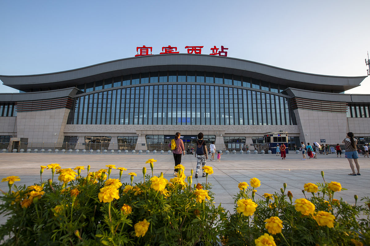 关于四川宜宾建筑施工总承包二级资质新办及转让多少钱内容生动