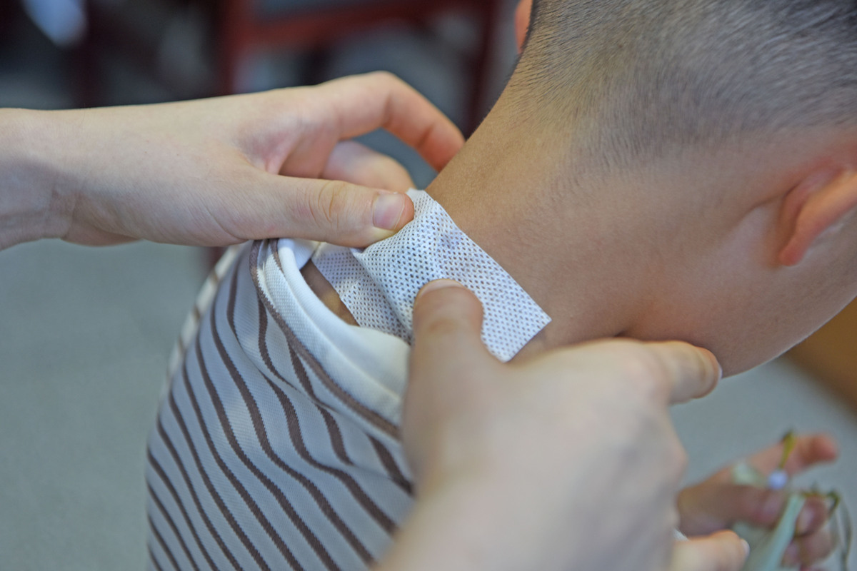 腱鞘囊肿怎么解决