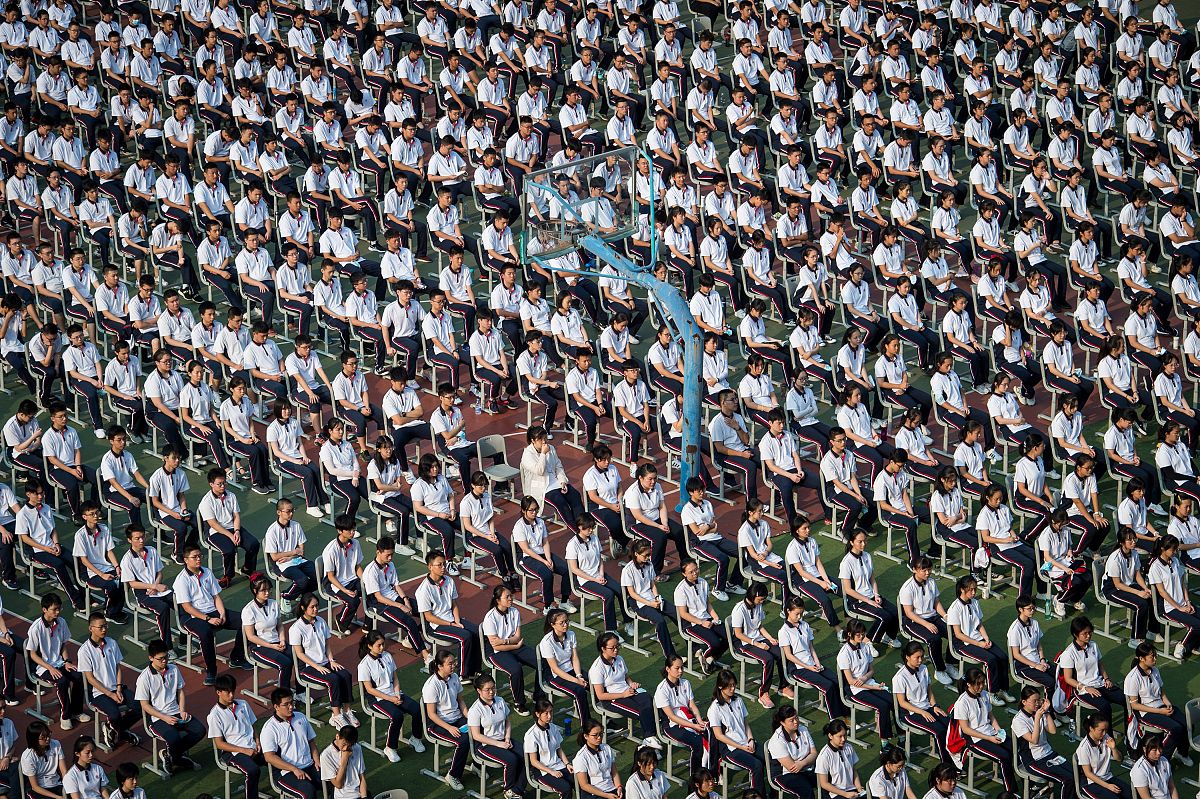 武汉男生初中毕业读卫校：未来医疗人才的摇篮