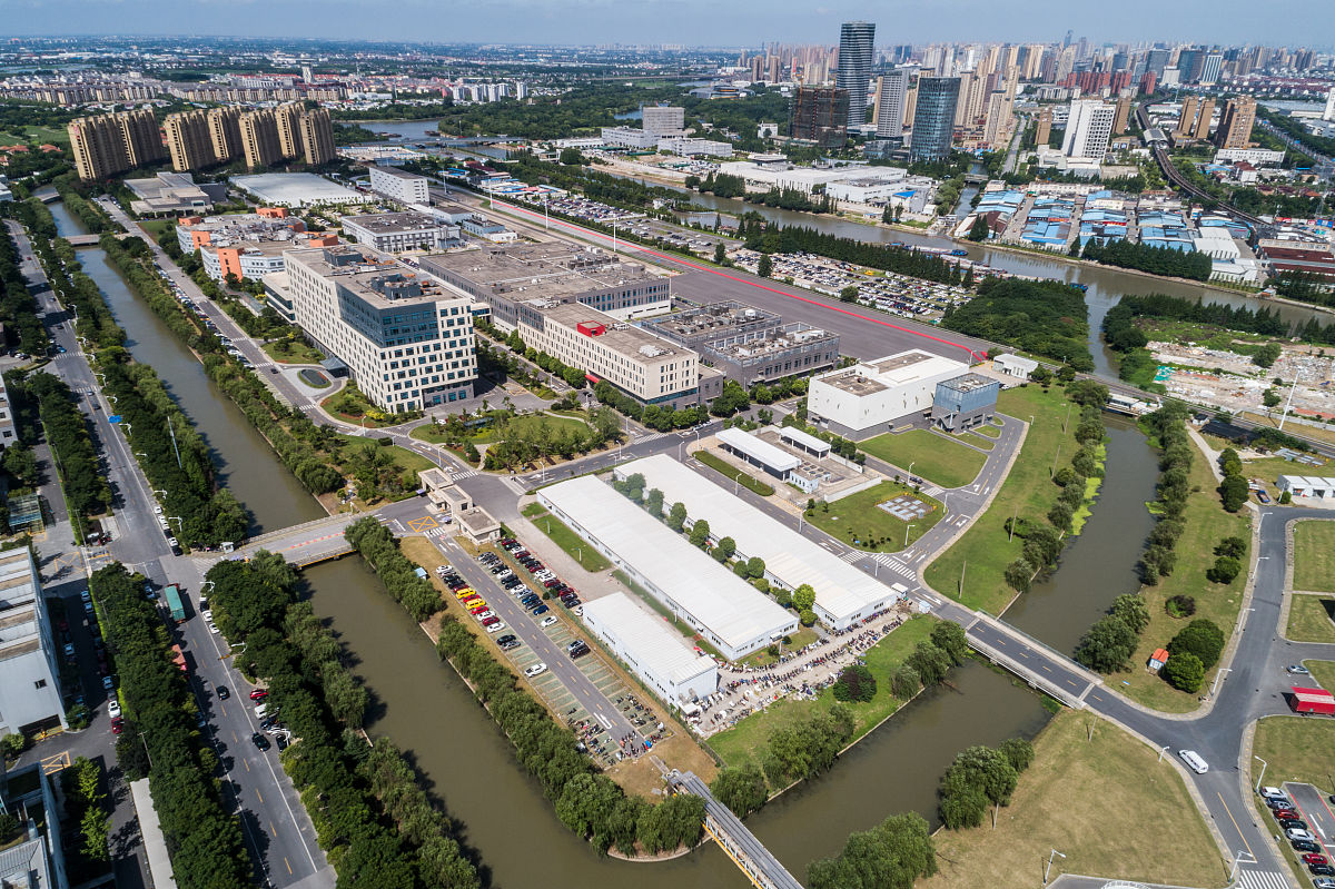 对上海汽车股份有限公司近五年的财务报表数据并进行分析