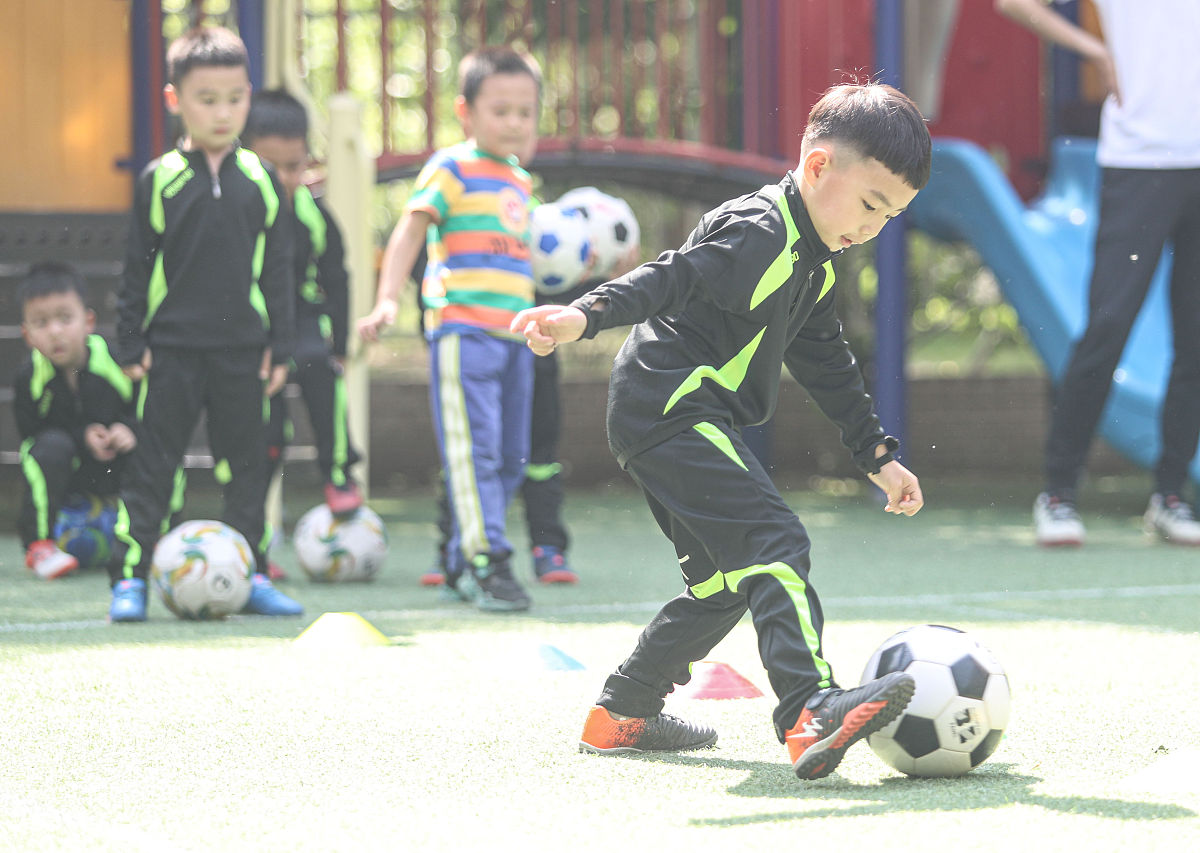 3-6岁儿童体能发展目标：增强力量、平衡和灵活